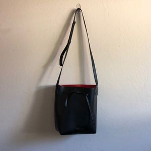 Bucket bag